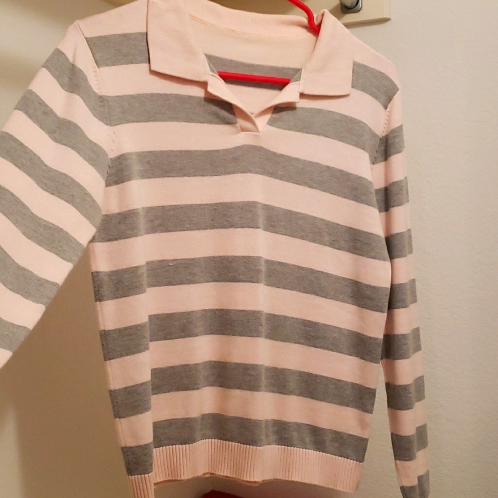 VINTAGE womens collared shirt